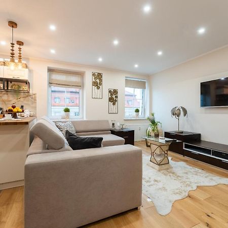 Apartament Zloty Jelonek - 4 Osobowy Na Placu Ratuszowym - Space Apart Jelenia Góra Extérieur photo
