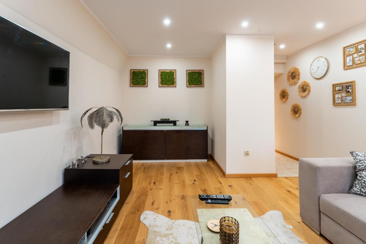 Apartament Zloty Jelonek - 4 Osobowy Na Placu Ratuszowym - Space Apart Jelenia Góra Extérieur photo