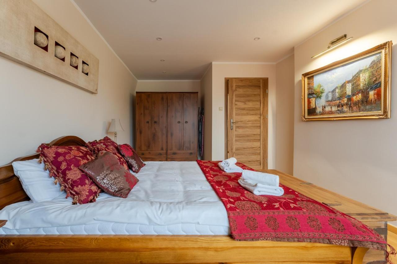 Apartament Zloty Jelonek - 4 Osobowy Na Placu Ratuszowym - Space Apart Jelenia Góra Extérieur photo