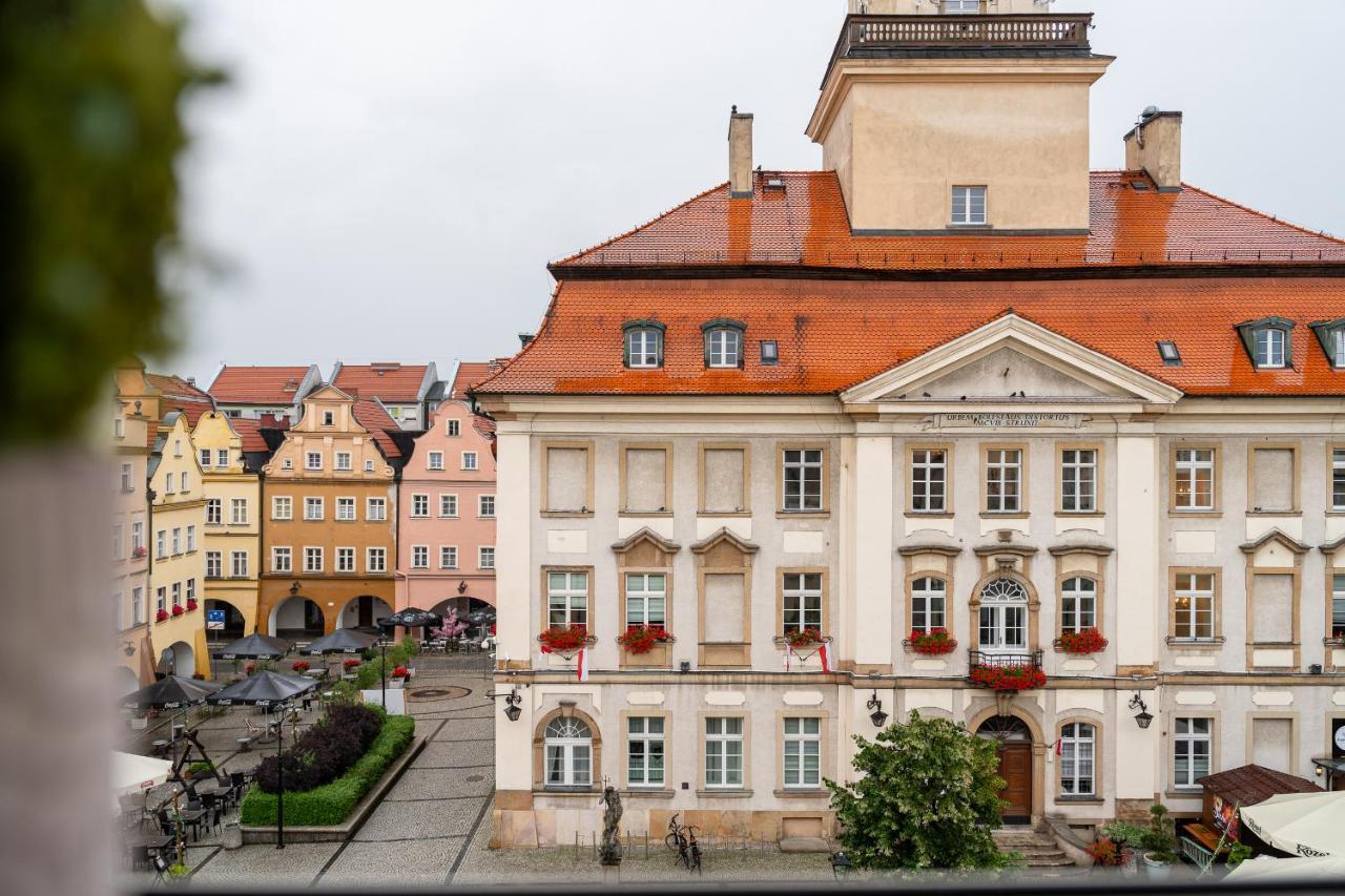 Apartament Zloty Jelonek - 4 Osobowy Na Placu Ratuszowym - Space Apart Jelenia Góra Extérieur photo